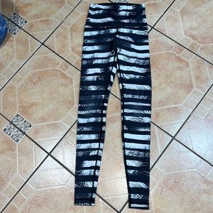 Lululemon leggings yoga tights pants bottoms